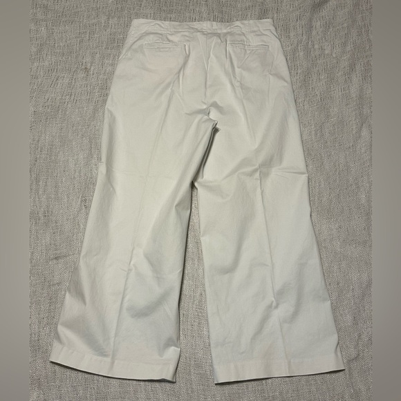 Women’s A Loves A White Pants - Picture 3 of 4